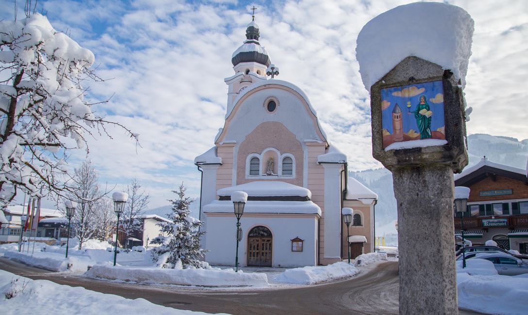 Kirche Oberndorf Winter