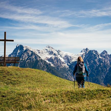 Alpine hiking in the transition period in PillerseeTal