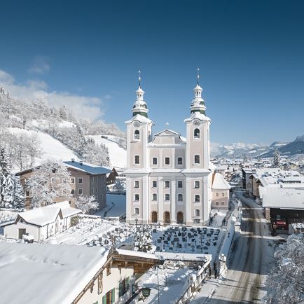 Brixner Anklöpfler in der Pfarrkirche Brixen im Thale