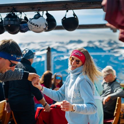 DJ Pyrit auf der Stoagrub'n Skihütte