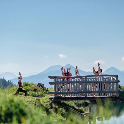 Yoga op de Kleine Salve in Itter