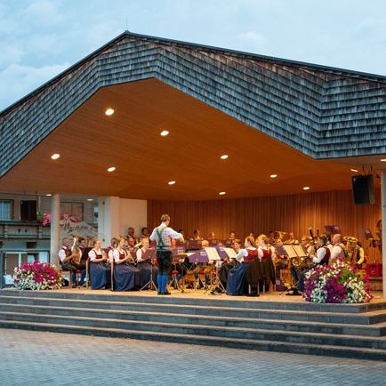 Openluchtconcert van de Musikkapelle Oberndorf