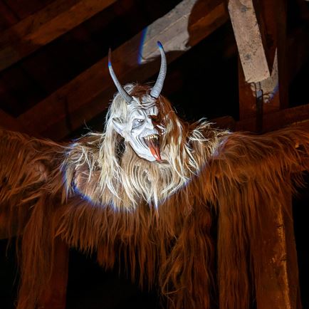 Maskenausstellung & Krampusshow