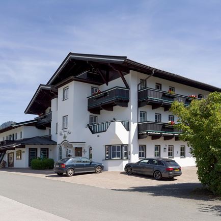 Villa_Lisa_Seestrasse_12_Kirchberg_07_2022_Haus_au