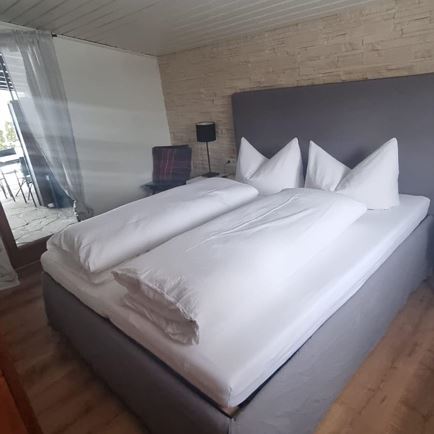 Schlafzimmer Kirchdorf neu