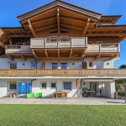 chalet_alpina__st__johann_in_tirol