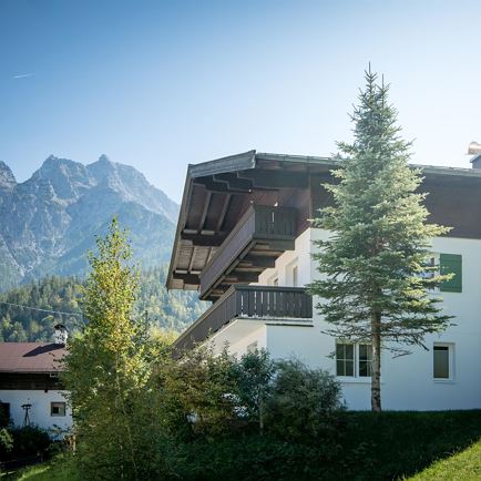 Haus Steinberg mit Blick auf den Steinberg