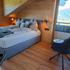 Schlafzimmer mit Balkon