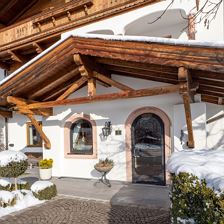 Gaestehaus_Fuchs_Doerfl_7_Itter_01_2023_Haus_ausse