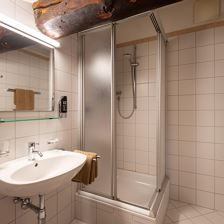 Zimmer 1 Badezimmer