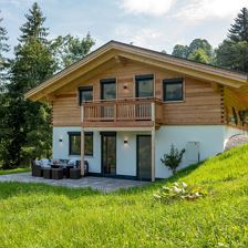 Haus aussen Sommer4