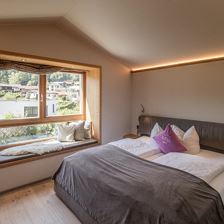 Master Bedroom mit Fenstersitz
