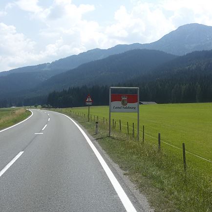 Griessener Almen Runde - Bundesstraße Richtung Leogang