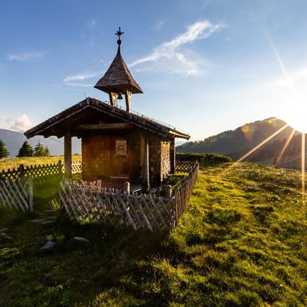 Kreuzjöchlsee_Kitzbüheler Alpen - Brixental_Christoph Stöckl_LIGHT05.jpg