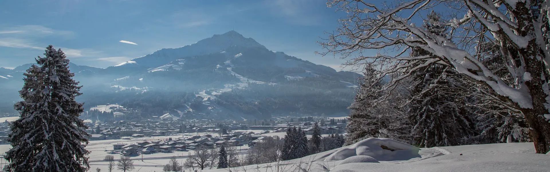 Ortsaufnahme St. Johann im Winter - Region St. Johann in Tirol