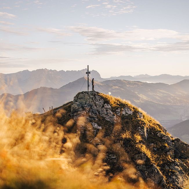 /media/gridteaser/feldalphorn-bei-sonnenaufgang-5.webp