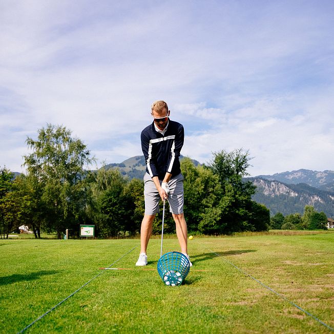 /media/gridteaser/kitzbueheler-alpen-lebenswege-sommer-philipp-huber-c-kitzbueheler-alpen-daniel-gollner-5.webp