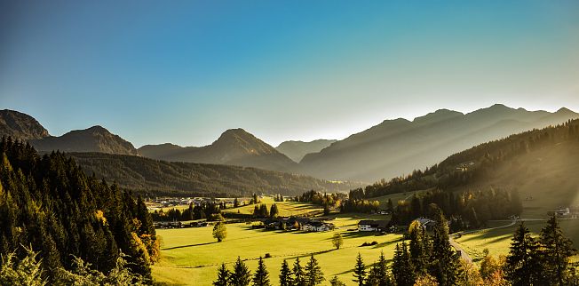 /media/gridteaser/pillerseetal-hochfilzen-herbst-landschaft-c-sina-bodingbauer.webp