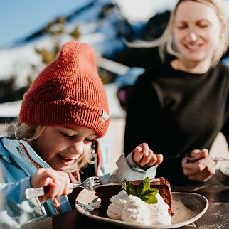 /media/gridteaser/skifahren-kinder-region-hohe-salve-2-1.webp