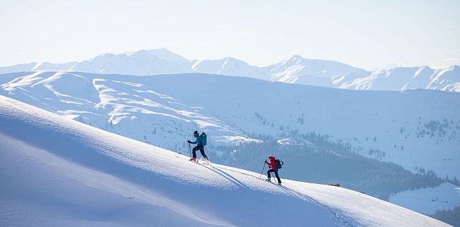 /media/gridteaser/skitouren-brixental-2022mathaeusgartner-9035.webp