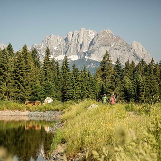 /media/gridteaser/wandern-familie-region-st.-johann-in-tirol-foto-mirja-geh-004-6.webp