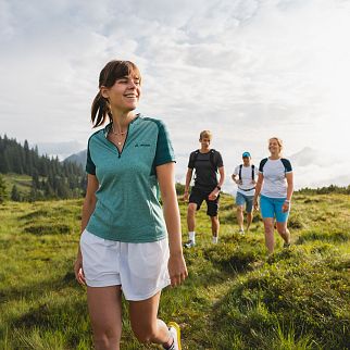 /media/gridteaser/wandern-im-brixental-c-tvb-kitzbueheler-alpen-brixental-fotograf-mathaeus-gartner-9.webp