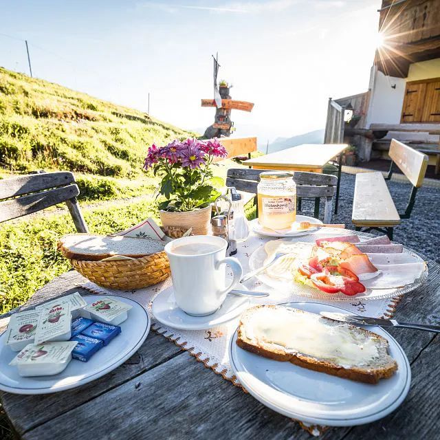 Frühstück am Berg