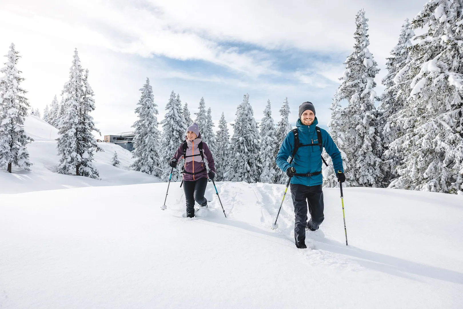 Eine Schneehschuhwanderung bereitet Freude