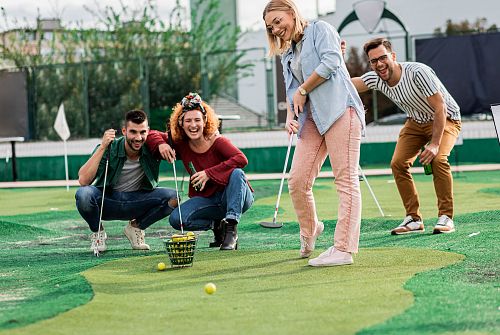 Gemeinsame Aktivitäten - Minigolf