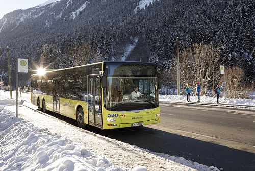 Mit dem Bus durch die Skiregion Brixental