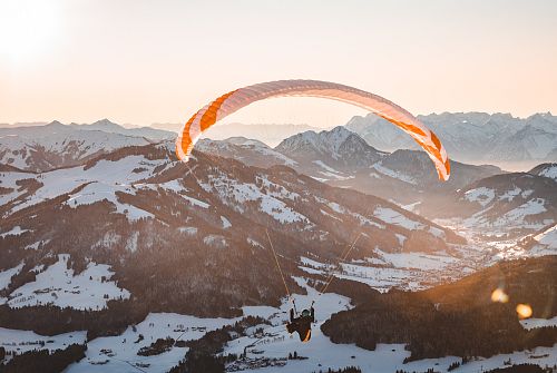 Paraglider Hohe Salve vinter